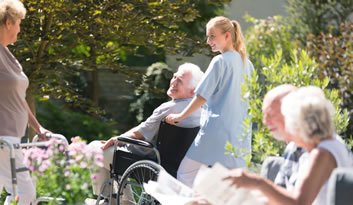 Benefits of In-Home Dementia Care for Seniors in Houston: Compassionate Support